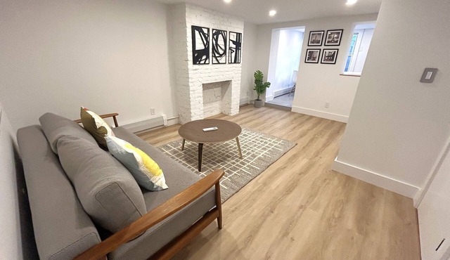 Williamsburg 1BR with Washer/Dryer & Private Yard!