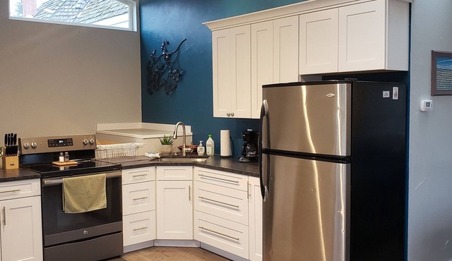 Williamsburg - a guest house with tentacles