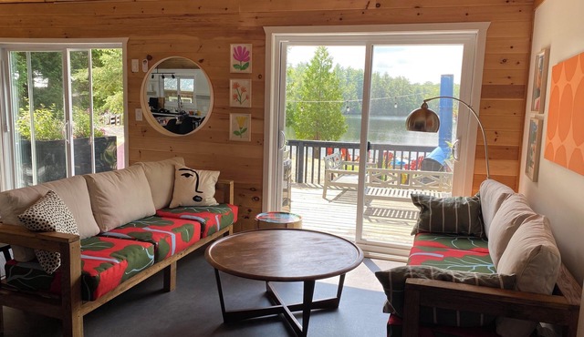 Willow Cabin - North Frontenac Lodge