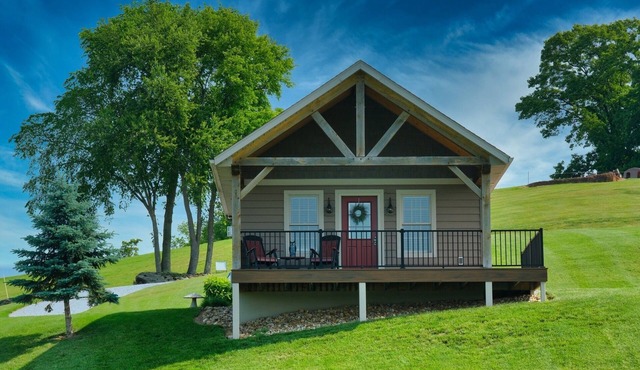 Willow Cottage at Hillside Hideaways-1BR/1BA-Private Getaway in Amish Country