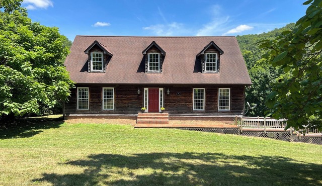 Willow House~ country charm!nRelax and enjoy nature and tranquility on 250 acres