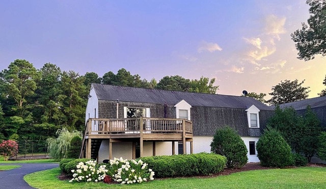 Willow Point Waterfront Home