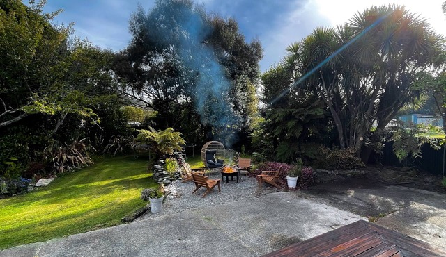 Willow & Waves - Huge outdoor space & Full kitchen