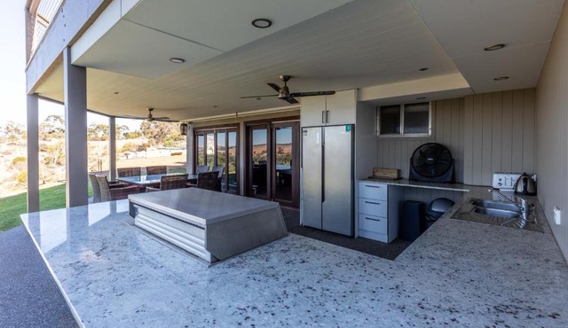 Willowdene Shack 8 Aruma River Resort