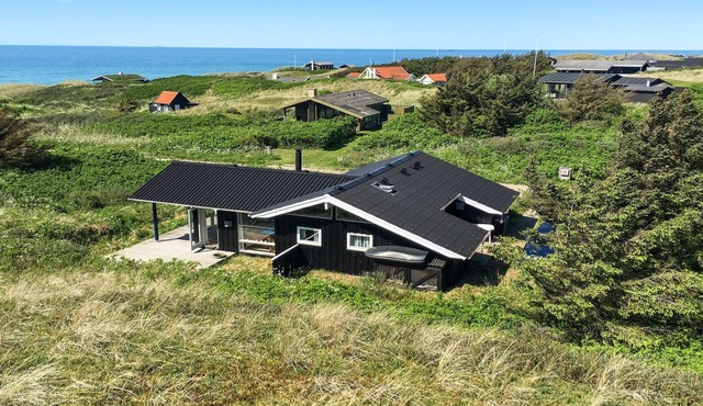 "Wilma" - 400m from the sea by Interhome
