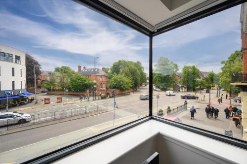 Wilmslow Comfort Stay Ideal for Short & Long Stays