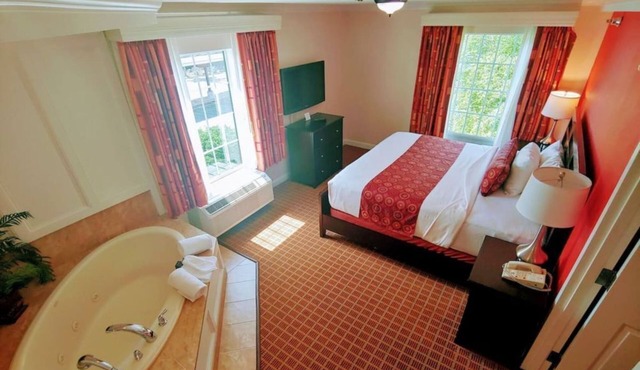 Wilshire Grand Hotel Private Retreat with Jacuzzi