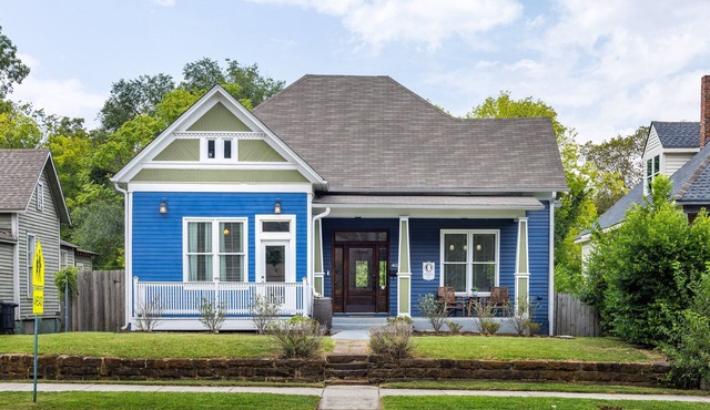 Wilson Historic Home on 5th Ave - 3BR/Games/Groups