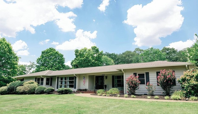 Wilson House sleeps 10