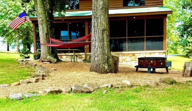Wilson Lake,Private dock RTJ Golf Close by Last min Discount for the Holiday’s
