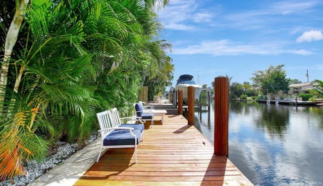 Wilton on the water courtyard and Heated Pool