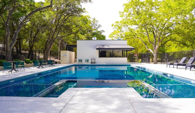Wimberley Inn