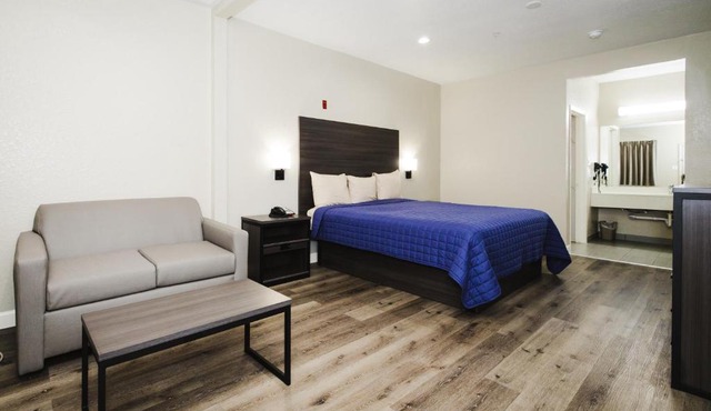 Winchester Inn and Suites Humble/IAH/North Houston