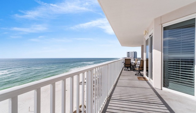 Windemere 708 | Corner Unit | Gorgeous Beach View!
