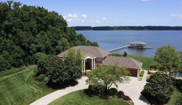 Winding Waters - an oasis by the river