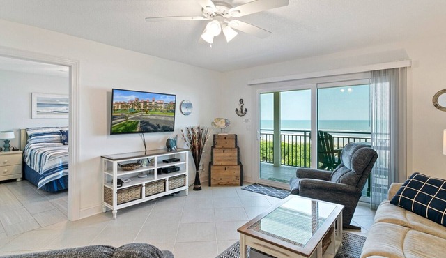 Windjammer 209 - 2 Bedroom Oceanfront Getaway