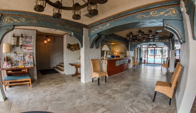 Windjammer Motor Inn