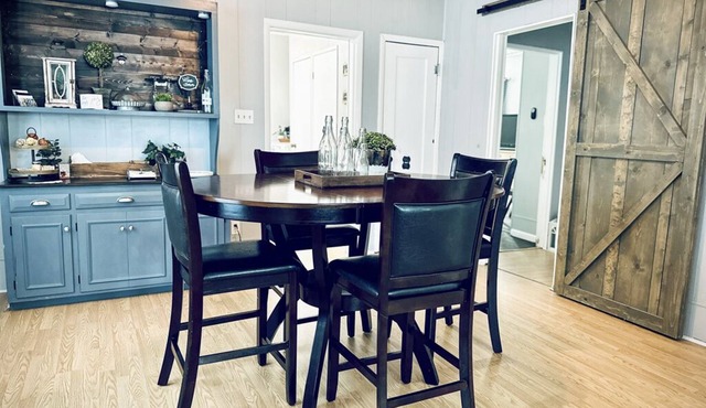 Windmill Inn- Cozy 2-bedroom house near South Downtown Abilene