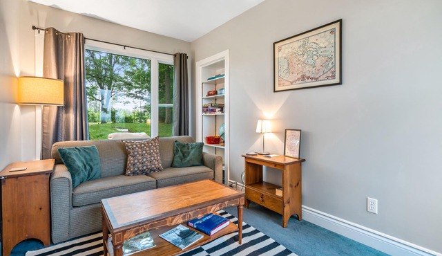 Windmill Point Place - All yours - Private Beach Location