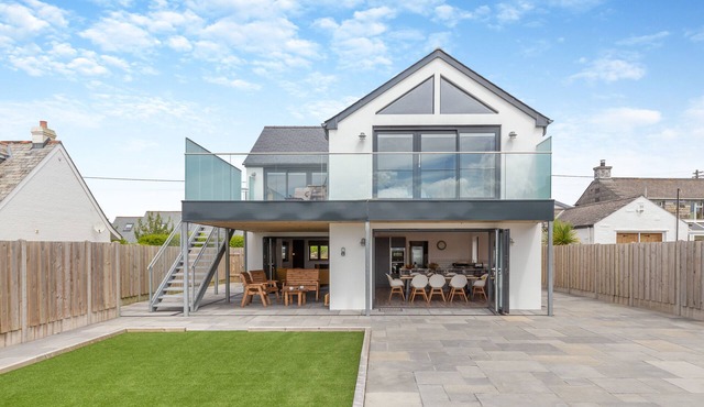 Windmill View - Trevone