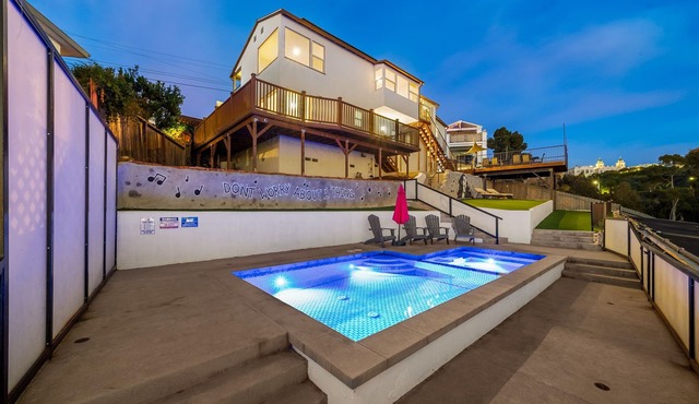WINDOWS OF THE WORLD- VIEWS.POOL.SPA.GAMES