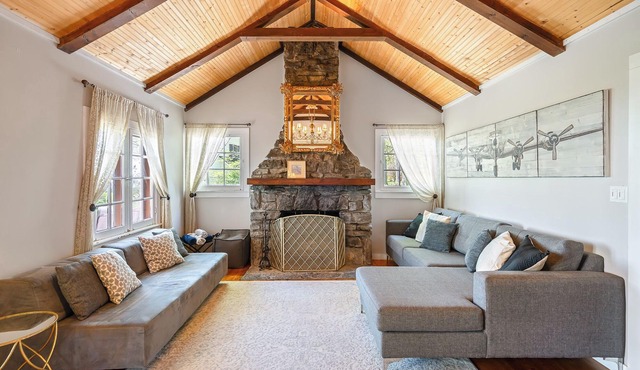 Windpoint Cottage