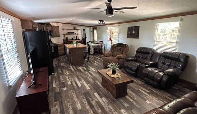 Windrock Hills: Direct Trail Access 3BR Retreat – No Trailering!