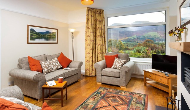 WINDRUSH, pet friendly, with a garden in Portinscale