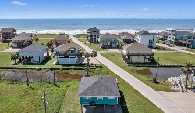 Windsical Escape - Charming 2 bedroom with gulf views and minutes to beach!