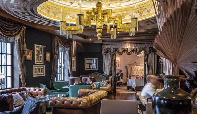 Windsor Arms Hotel