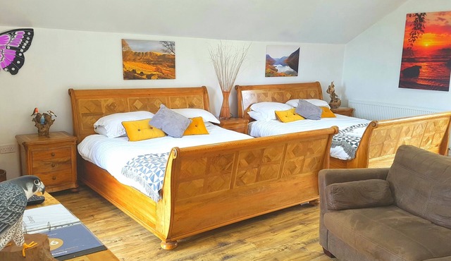 Windsor Cottage is a high quality studio in a world Heritage Valley