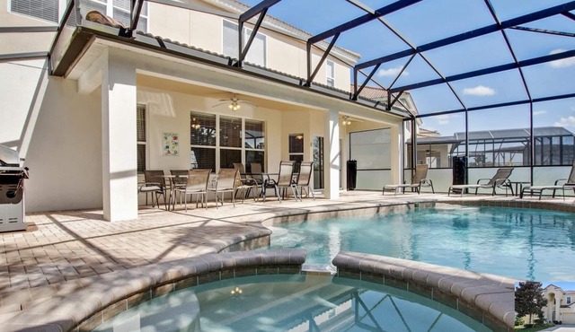 Windsor Hills 6BR Disney Villa, Private Pool, Game Room, Family Recovery Zone