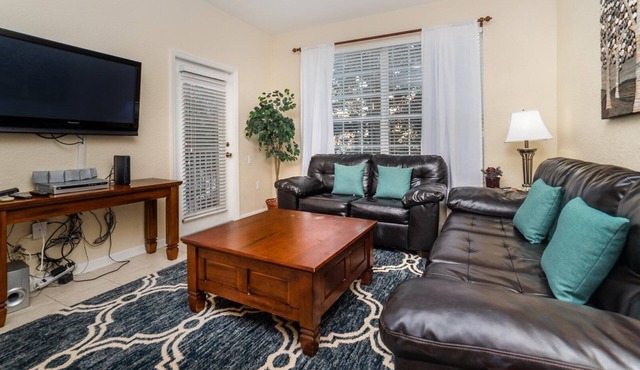 Windsor Hills Resort 3 Bedroom 2nd Floor Condo with Resort Access