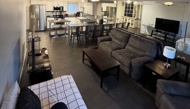 Windsor Place Condominium - In the heart of Phoenix