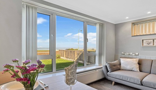 Windward Retreat - an apartment that sleeps 2 guests in 1 bedroom