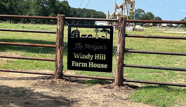 Windy Hill Farmhouse in Caldwell