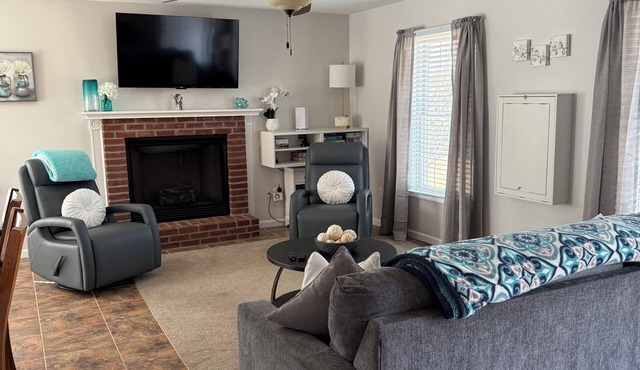 Windy Meadows - Cozy home in a peaceful and relaxing country setting.