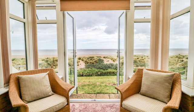 WINDYRIDGE, family friendly, with a garden in Chapel St Leonards