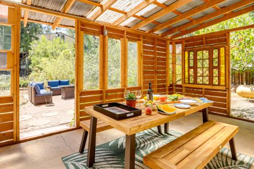 Wine Country Cottage in Historic Fiddletown!