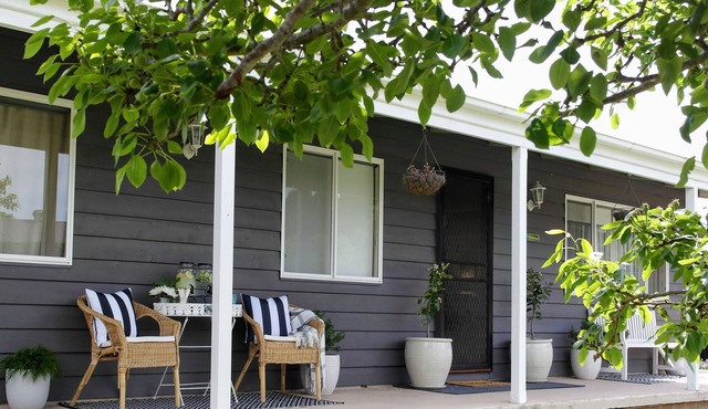 Wine Country Cottage in the Southern Highlands