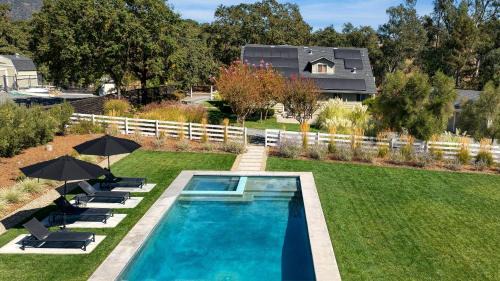 Wine Country Estate by AvantStay Pool Spa Barn