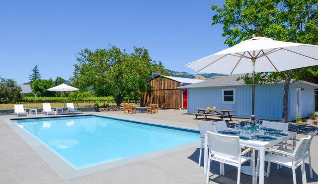 Wine Country Farmhouse with pool & spa in heart of Sonoma Wine Country