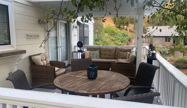 Wine Country Home Located in Heart of Downtown Amador City