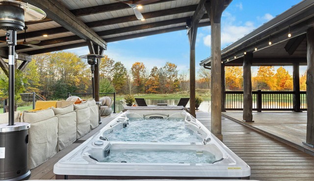 Wine Country Loft + Heated Swim Spa