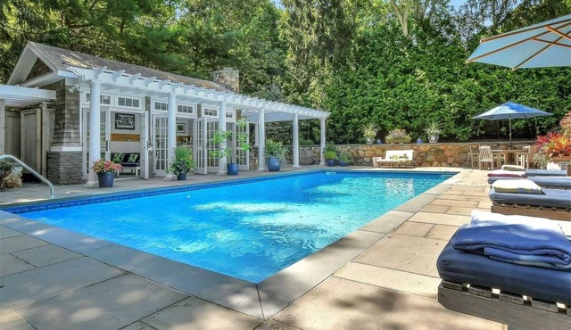 Wine Country Oasis in the Heart of Nassau Point