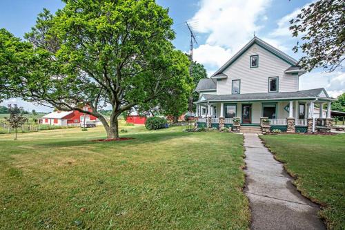 Wine Country Oasis Charming Farmhouse 10 Acres