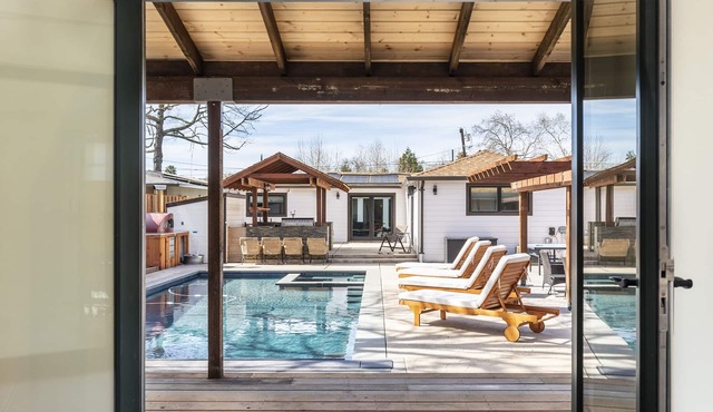 Wine country private estate. fully remodeled, 2 separate dwellings on one lot