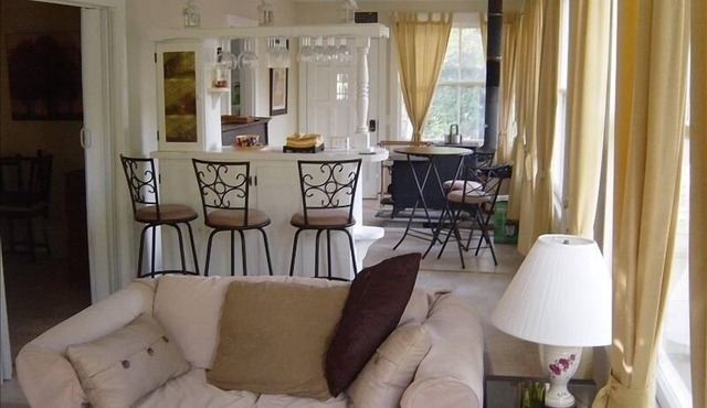 Wine Country Retreat/50 Wineries, Restaurants & Art Galleries