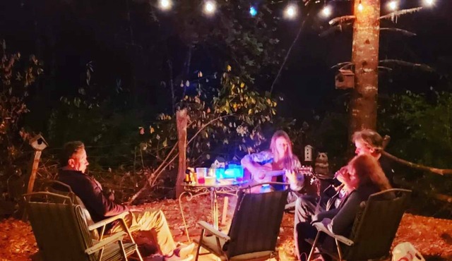 Wine Country Tiny Home - Only $40 Cleaning Fee