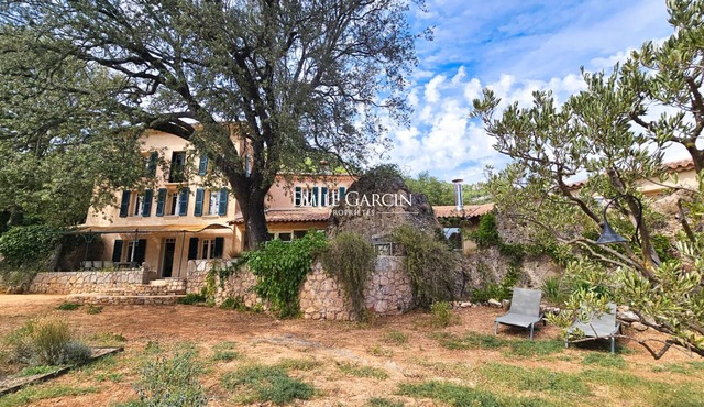 Wine-growing estate for rent in the Var, in the heart of Provence Verte